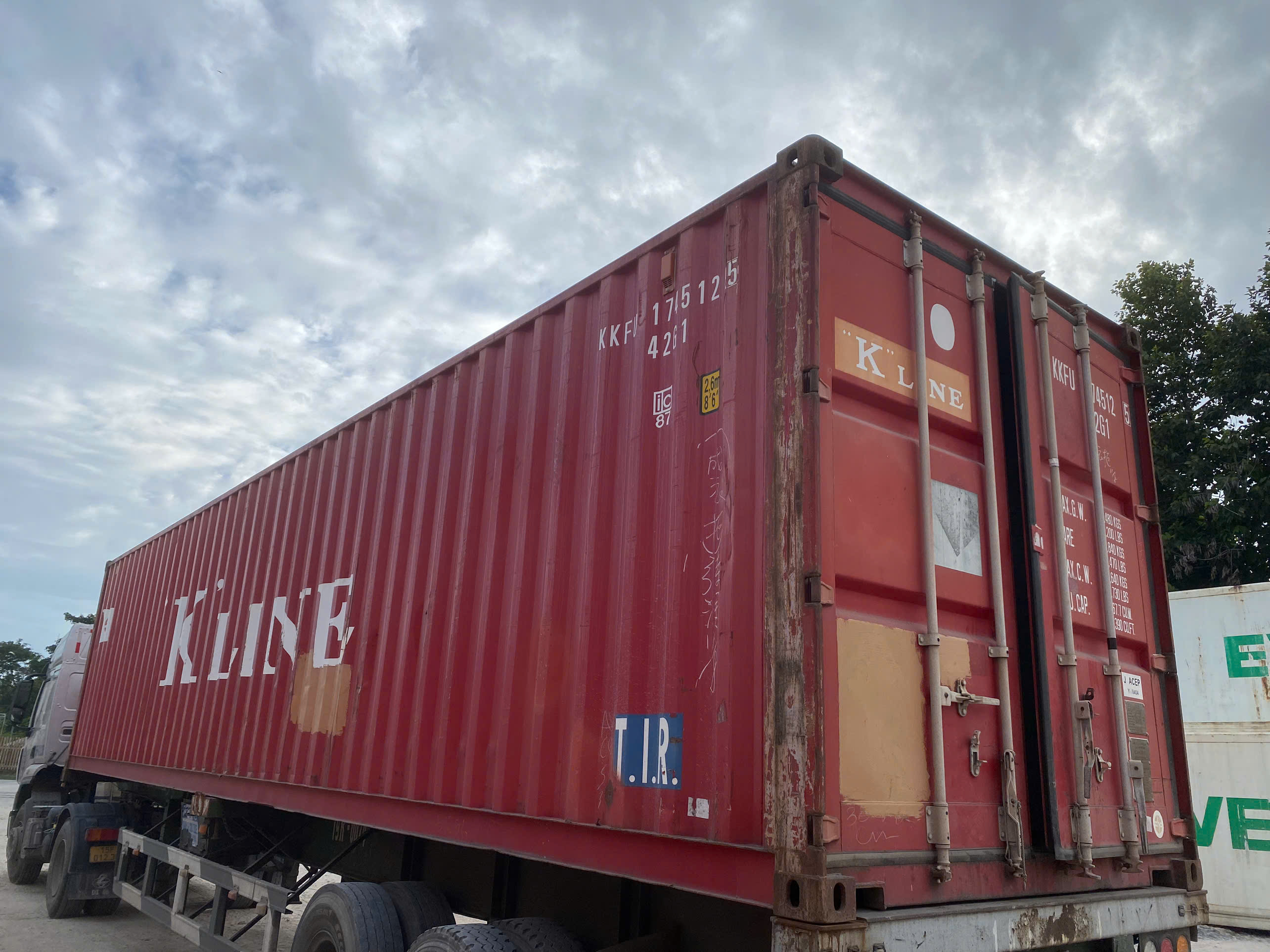 Thùng container khô 40f đã qua sử dụng