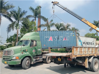 Bàn giao container 20DC cho khách hàng tại Bắc Ninh